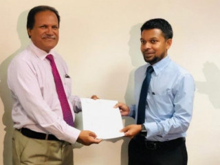 މިނިސްޓްރީ އޮފް ޓްރާންސްޕޯޓް އެންޑް ސިވިލް އޭވިއޭޝަންގެ ޕަރމަނަންޓް ސެކެރެޓަރީ އަބްދުﷲ ފަޔާޒް (ކ)