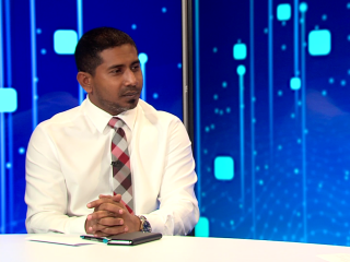 ރާއްޖެޓީވީގެ \"ފަލަސުރުޚީ\" ޕްރޮގްރާމުގައި ކުޅިވަރާ ބެހޭ ވަޒީރު އަޙްމަދު މަޙްލޫފް ވާހަކަދައްކަވަނީ