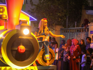 ފުޅަނދު ބުރުތަކާއެކު ކުޑަކުދިންނަށް އުފާވެރިކަން