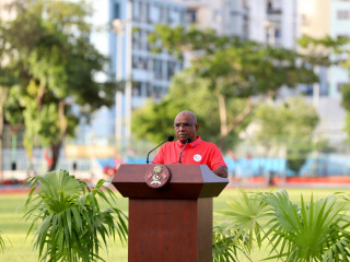 ސިންތެޓިކް ޓްރެކް ހުޅުވުމުގެ ރަސްމިއްޔާތުގައި މިނިސްޓަރު ޝާހިދު ވާހަކަ ދައްކަވަނީ