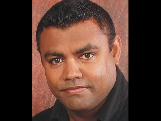 ހިރިޔާ ދަތުރުގައި ޕްރިންސިޕަލާއި ހަތަރު ދަރިވަރުން މަރުވިތާ 8 އަހަރު، ނަމަވެސް ހަނދާނުން ފޮހެލަން ދަތި