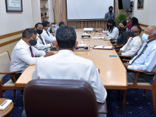 ރައީސް އޮފީހުގައި ބޭއްވި ބައްދަލުވުމުގެ ތެރެއިން