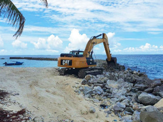 ރަސްމާދޫ ބަނދަރުގެ އަމަލީ މަސައްކަތް ފަށައިގެން ކުރިޔަށް ދަނިކޮށް