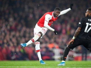 އާސެނަލް އަދި ޔުނައިޓެޑް ބައްދަލުކުރި މެޗުގެ ތެރެއިން