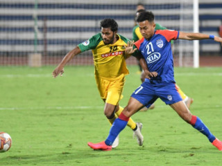 ބެންގަލޫރާއި މާޒިޔާ ބައްދަލުކުރި މެޗުގެ ތެރެއިން