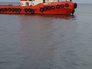 އަދީބު ހުންނެވި ޓަގު ބޯޓު.