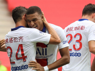 ނީސް އާއި ޕީއެސްޖީ ބައްދަލުކުރި މެޗުގެ ތެރެއިން: މި މެޗުން ޕީއެސްޖީ މޮޅުވީ 3-0 ން