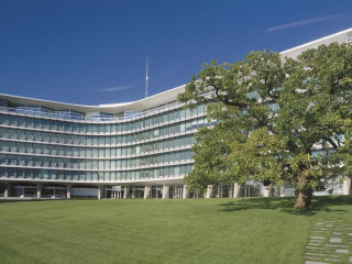 ސްވިޓްޒަރލޭންޑުގައި ހުންނަ ނެސްލޭގެ މައި މަރުކަަޒު