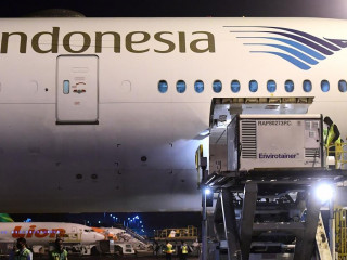 ސިނޮވެކް ކުންފުނިން ފޮނުވި 1.2 މިލިއަން ކޮވިޑް ވެކްސިން ޑޯޒްތަކުގެ ކާގޯ ފްލައިޓުން ބާލުވަނީ