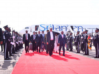 ރަނިލް ރާއްޖެ ވަޑައިގަތުން