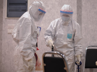 ކޮވިޑަށް ސާމްޕަލް ނެގުމަށް އާރްއާރް ޓީމަކުން ހަރަކާތްތެރިވަނީ