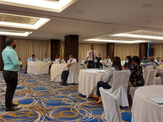 މަސައްކަތުގެ މާހައުލުގެ ރައްކާތެރިކަމާއި ގުޅޭ މަޝްވަރާ ބައްދަލުވުމުގެ ތެރެއިން