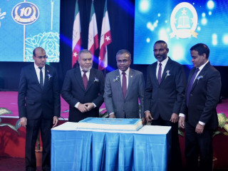 ކުރީގެ ރައީސް އަބްދުﷲ ޔާމީންގެ ވެރިކަން ނިމުނު އިރު ސުޕްރީމް ކޯޓުގެ ބެންޗުގައި ތިއްބެވި ފަނޑިޔާރުން