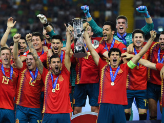 މުބާރާތުގެ ތަށި ސްޕެއިން އުފުލާލަނީ