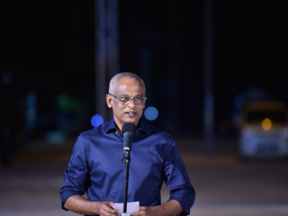 ގދ. ތިނަދޫގައި ބޭއްވުނު ޖަޒީރާ ހޮޅުއަށީގެ ތެރެއިން