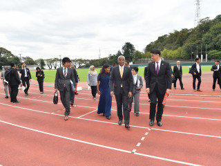 ރައީސްގެ ދެކަނބަލުން މިހާރު ޖަޕާނަށް ކުރައްވަމުން ގެންދަވާ ދަތުރުފުޅުގެ ތެރެއިން