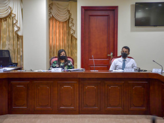 އެންމެ އެކަށީގެންވާ ފަރާތްތައް އަންގައި ދިނުމަށް ކޮމިޓީ ރިޕޯޓްގައި މިހާރު އޮންނަނީ \"ހައިލީ ރިކޮމެންޑެޑް\" އާއި \"ރިކޮމެންޑެޑް\"