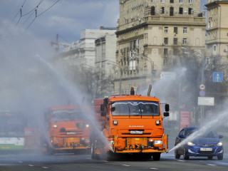 ރަޝިއާގައި ހިފެހެއްޓުމެއް ނެތި ކޮވިޑް19 ފެތުރެނީ!