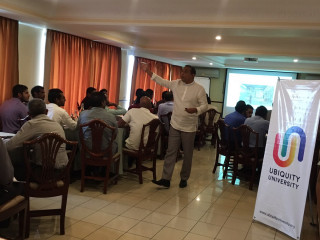 އެޗްއާރް ކުންފުންޏަކީ ލަންކާގެ ބޮޑެތި ކުންފުނިތަކައް މެއިންޓެނެސް މެނޭޖްކުރާނެ ގޮތް ދަސްކޮށްދެމުން އަންނަ ކުންފުންޏެއް