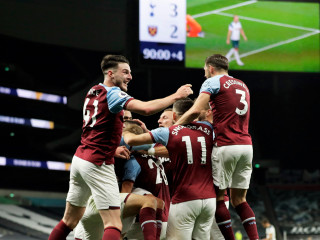 ޓޮޓެންހަމާއި ވެސްޓް ހޭމް ބައްދަލުކުރި މެޗުގެ ތެރެއިން: މި މެޗު އެއްވަރުވީ 3-3 ން