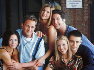 މަޝްހޫރު ސީރީޒް \"ފްރެންޑްސް\" ގެ ލީޑް ކާސްޓުން