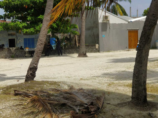 ރ. މަޑުއްވަރީގައި ފުލުހުން ހަރަކާތްތެރިވަމުންދާ ގެ