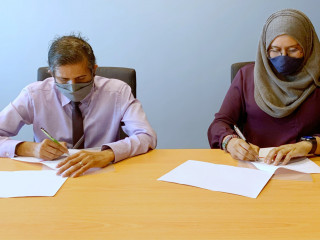 ރާއްޖެޓީވީ އަދި އާރކް ގުޅިގެން ޕްރޮގްރާމް ގެނެސްދިނުމަށް އެމްއޯޔޫގައި ސޮއި ކުރަނީ