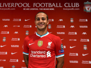 ލިވަޕޫލާ ގުޅުނު ސްޕެއިންގެ މިޑްފީލްޑަރު ތިއާގޯ އަލްކަންޓާރާ