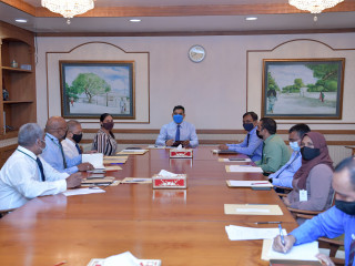 ސިވިލް ސަރވިސް ކޮމިޝަންގެ މެންބަރުންނާއި ނައިބު ރައީސް ފައިސަލް ނަސީމް ބައްދަލުކުރެއްވުން