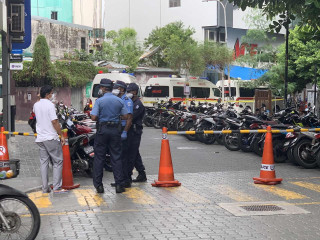 ކޮވިޑް-19 ކޭސްއެއް މާލެއިން ފެނުމާއި ގުޅިގެން ފުލުހުން ހަރަކާތްތެރިވަނީ