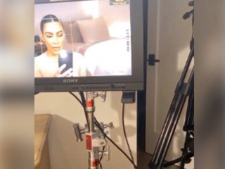 ކާޑޭޝިއަން އާއިލާގެ ރިއާލިޓީ ޝޯވގެ ފިނާލޭ ޝޫޓް ކުރަނީ ކަރަންޓީނުގައި ތިބެގެން، އަމިއްލައަށް