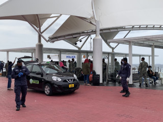 މީގެކުރިން ކަރަންޓީން ފެސިލިޓީތަކުން ދޫކުރި ފަރާތްތައް މާލެ އައުމުން ފުލުހުން އަދި ސިފައިން އެހީތެރި ވެދެނީ