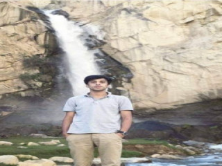 އުސާމާ ނަދީމް ސައްޓި، އޭނާގެ ހަށިގަނޑަށް ހަތް އުންޑަ އަރާފައިވޭ