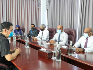 Chinese Ambassador, Zhang Lizhong, met with Foreign Minister Abdulla Shahid and Finance Minister Ibrahim Ameer on Monday