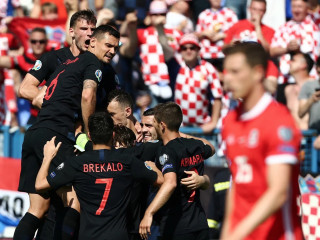 ކްރޮއޭޝިއާ އަދި ވޭލްސް ބައްދަލުކުރި މެޗުގެ ތެރެއިން