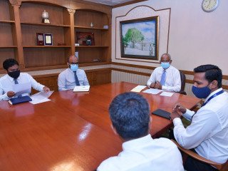 President Ibrahim Mohamed Solih met with council members of the Institute of Chartered Accountants of the Maldives (ICAM), on Monday