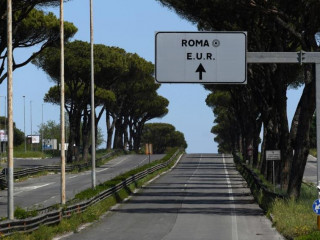 އިޓަލީގައި ކޮވިޑް-19 ޖެހޭ މީހުންނާއި މަރުވާމީހުންގެ އަދަދުތައް ދަށަށްދާން ފަށައިފި