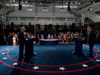 ރިޔާސީ ބަހުސްގެ ފުރަތަމަ ބުރުގައި ޓްރަމްޕް އާއި ބައިޑަން