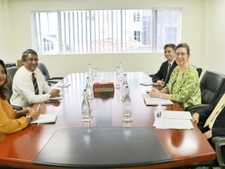 US Ambassador Alaina Teplitz meets with foreign ministry officials