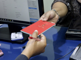 ބެލަރުސް ބައެއްގެ އަތުން ރާއްޖޭގެ ވަގު ޕާސްޕޯޓުތަކެއް ފެނުނު މައްސަލައެއް ބަލަނީ