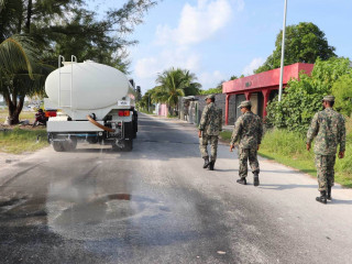 އެޕްރީމް މަހު މުޅި ރާއްޖެ ލޮކްޑައުންއަކަށް ދިއުމާއި ގުޅިގެން އައްޑު ސިޓީގެ މަގުތައް ޑިސްއިންފެކްޓް ކުރުމުގެ މަސައްކަތް އެމްއެންޑިއެފުން ކުރަނީ