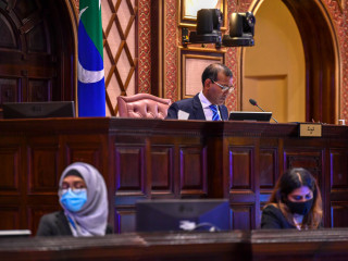 މަޖިލީހުގެ ރިޔާސަތުގައި ރައީސް މުހައްމަދު ނަޝީދު އިންނަވަނިކޮށް