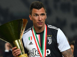 މާރިއޯ މަންޒުކިޗް