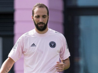 އިންޓަ މަޔާމީއާ ގުޅުނު އާޖެންޓީނާގެ ފޯވާޑް ގޮންޒާލޯ ހިގުއައިން