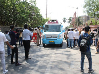 މުމްބާއިގެ ވަރސޮވާ ގަބުރުސްތާން ކައިރި