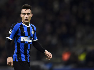 އިންޓަ މިލާނަށް ކުޅެމުން އަންނަ އާޖެންޓީނާގެ ފޯވާޑް ލަޓާރޯ މާޓިނޭޒް