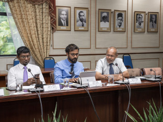 މިނިމަމް ވޭޖް ކަނޑައެޅެމުގެ ބިލް ޑްރާފްޓްކުރާ މަޖިލީހުގެ ކުޑަ ކޮމެޓީގައި މަޓީ އާއި މަސީގެ އިސްބޭފުޅުން