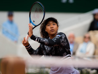 ނައޯމީ އޮސާކާ