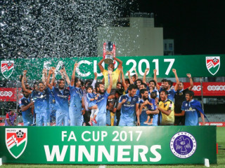 ނިއުރޭޑިއަންޓް ކޮޅަށް ޖެހުމަށް ސަޕޯޓަރުން ކުރާ މަސައްކަތަށް ސާބަސް!