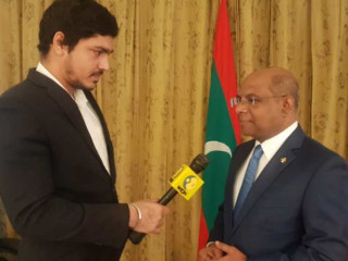 ފޮރިން މިނިސްޓަރު ޝާހިދު އިންޑިއާގެ ވިއޯން ނޫހަށް އިންޓަވިއު ދެއްވަނީ